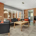 Ferienhaus Beach Front Home In Asperup With Sauna *