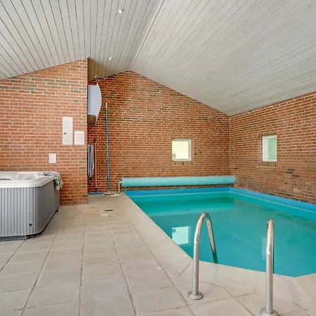 In With Sauna Casa de Férias